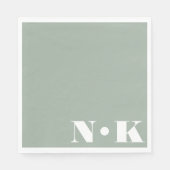 Moderne Monogram Initials Dusty Sage Custom Weddin Serviette (Vorderseite)
