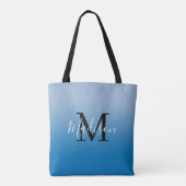 Moderne Monogram Name Light bis Dark Blue Gradient Tasche (Rückseite)