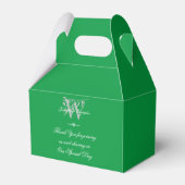 Moderne Monogram Names Chic Emerald Green Wedding Geschenkschachtel (Rückseite)