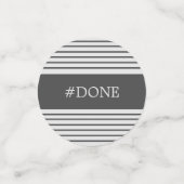 Moderne Monogram Silver Gray Graduation Party Konfetti (Klein Vorderseite)