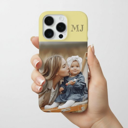 Moderne Monogramm 1 Foto Softgelb iPhone Hülle