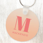 Moderne Monogramm Anfangsname Peach Gradient Schlüsselanhänger<br><div class="desc">Moderne Typografie minimalistisch monogramm Initialname Design,  die geändert werden können,  um personalisieren. Pfirsichfarbener Hintergrund</div>