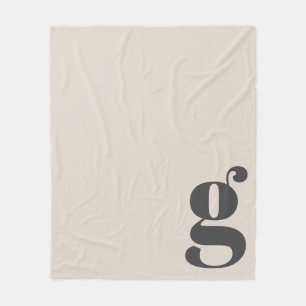 Moderne Monogramm-Bold-Initiale Creme-Beige Minima Fleecedecke