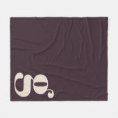 Moderne Monogramm-Initiale Buchstabe Dunkles Dunke Fleecedecke (Vorderseite (Horizontal))