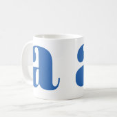 Moderne Monogramm-Initiale in Periwinkle Kaffeetasse (Vorderseite Links)