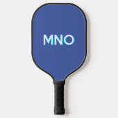 Moderne Monogramm-Initialen mit Schlagschatten Bla Pickleball Schläger (Vorderseite)