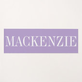 Moderne Monogramm-Minimal Lavendelweiß Yogamatte (Vorderseite (Horizontal))