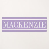 Moderne Monogramm-Minimal Lavendelweiß Yogamatte (Vorderseite (Horizontal))