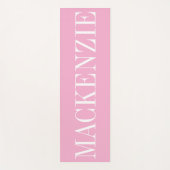 Moderne Monogramm-Minimal-Pink-Weiß Yogamatte (Vorderseite)