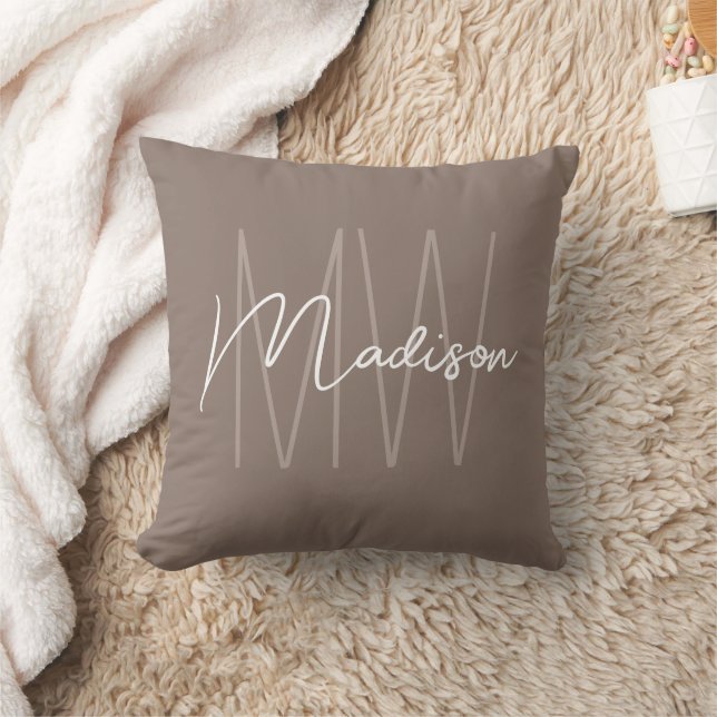 Moderne Monogramm-Name-Script Taupe Kissen (Decke)