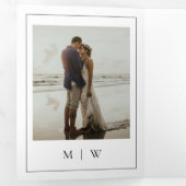 Moderne Monogramm Schwarz-Weiß-Hochzeit Dreifach Gefaltete Einladung (Innen Erste Seite)