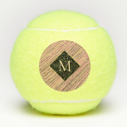 Moderne Monogramm Streifen Gelb-Rosa Tennisbälle (Vorderseite)