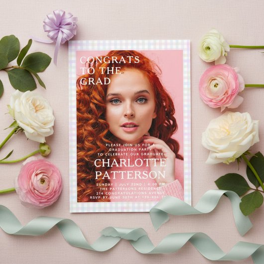 Moderne Multicolor Gingham Foto Graduation Party Acryleinladungen