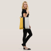 Moderne Mustard Yellow Silver Grau Black Streifen Tasche (Am Model)