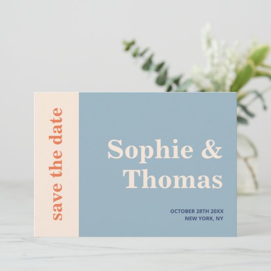 Moderne, mutige Typografie-Hochzeit rettet das Dat Einladung (Stehend Vorderseite)