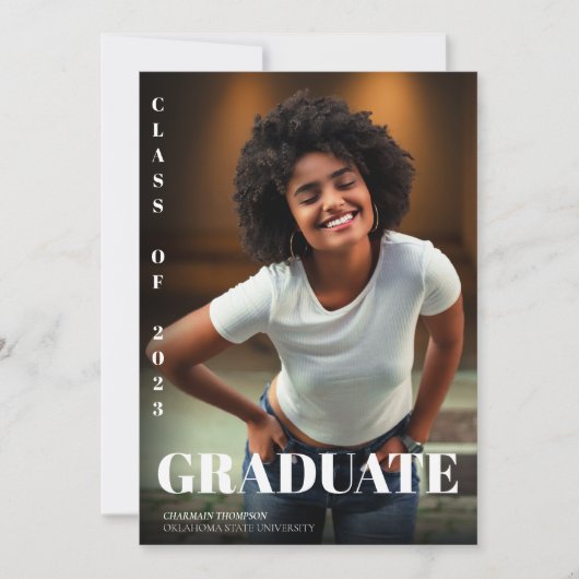 Moderne, mutige Typografie Schwarz-Weiß-Abschluss Ankündigung (Vorderseite)