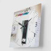 Moderne Nähmaschine Quadratische Wanduhr (Winkel)