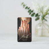 Moderne Nails Salon Nail Artist Monogram QR Visitenkarte (Stehend Vorderseite)