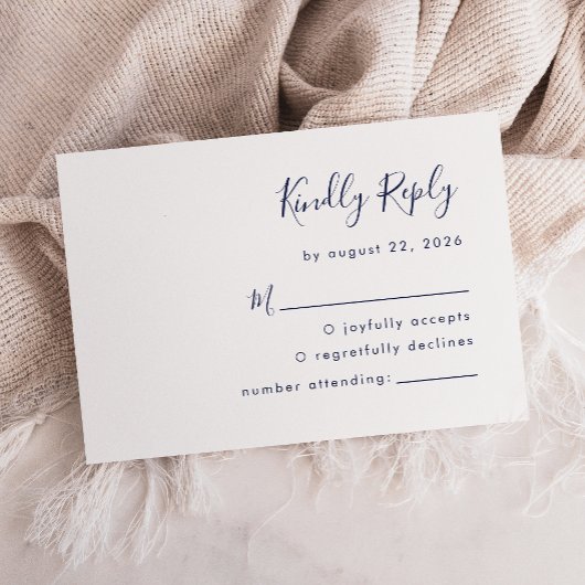 Moderne Navy Blue Script Hochzeit RSVP Karte