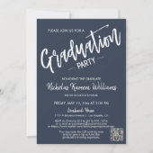 Moderne Navy Script QR Code Foto Graduation Party Einladung (Vorderseite)