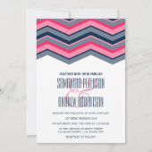 Moderne neonrosa Zickzack Hochzeit Einladung (Vorderseite)