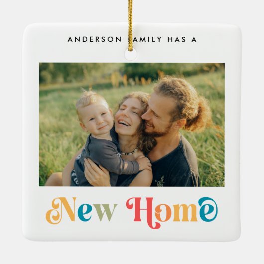 Moderne neue Zuhause-farbige Retro-Weihnachten Keramikornament (Rückseite)