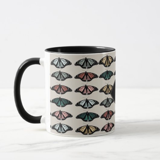 Moderne neutrale Schmetterlinge Gartenmuster-Monog Tasse (Links)
