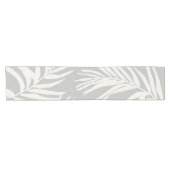 Moderne neutrale tropische Blätter Kurzer Tischläufer (Horizontal)