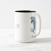 Moderne Niedliche Dolphin-, Script- und Monogram-T Zweifarbige Tasse (VorderseiteRechts)