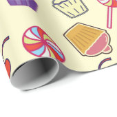 Moderne, niedliche Kuchen- und Kuchenmuster Geschenkpapier (Rolleneckpunkt)