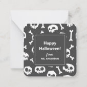 Moderne Niedliche Typografie White Skull Happy Hal Mitteilungskarte (Rückseite)