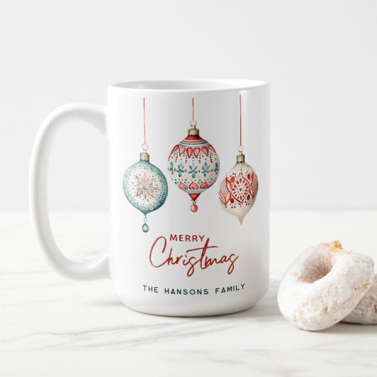 Moderne nordische Ornamente Frohe Weihnachten Kaffeetasse (Mit Donut)