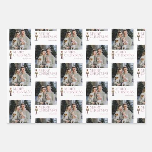 Moderne Nutcracker Frohe Weihnachts-Foto Typografi Geschenkpapier Set (Vorderseite 2)