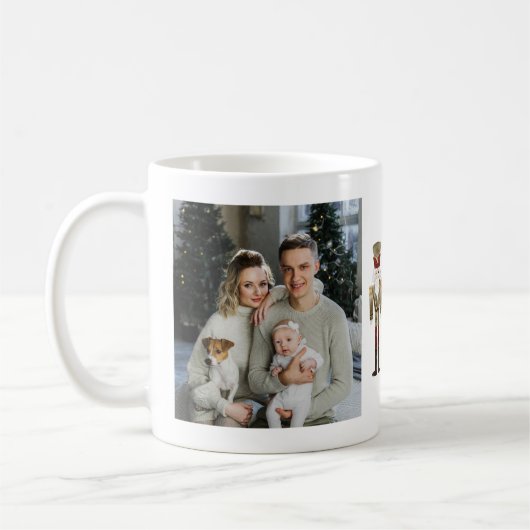 Moderne Nutcracker Frohe Weihnachts-Foto Typografi Kaffeetasse (Links)