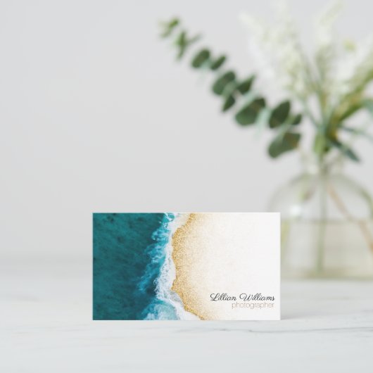 Moderne Ocean Aquamarin Waves Gold Glitzer Ombre K Visitenkarte (Stehend Vorderseite)