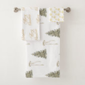 Moderne Olive Green Christmas Trees & Bows Badhandtuch Set (Insitu)