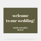 Moderne Olive Green Wedding Willkommen Acrylschild (Vorderseite)