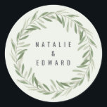 Moderne Olivenbäume Runder Aufkleber<br><div class="desc">Moderne,  minimale Olivenbäume Hochzeitsfeier zu Gunsten der Aufkleber. Schöne elegante Aquarellbilder. Teil einer kompletten Hochzeitskollektion.</div>