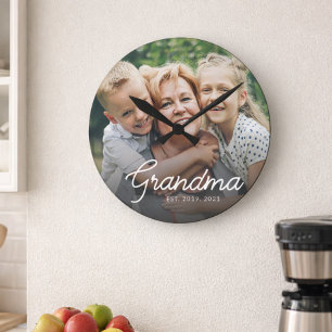 Moderne Oma Established Schrift Foto Runde Wanduhr