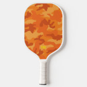 Moderne orange Camouflage Gelbe Initialen Farbige Pickleball Schläger (Rückseite)