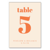 Moderne Orange Retro Typografie kundenspezifisch Tischnummer (Vorderseite)