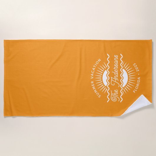 Moderne Orange Sunny Summer Family Kreuzfahrt Urla Strandtuch (Vorderseite)