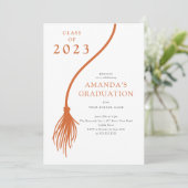 Moderne Orange Tassel Graduation Party Einladung (Stehend Vorderseite)