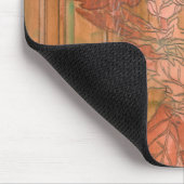 Moderne orangefarbene Blütendrucke auf gestreiftem Mousepad (Ecke)