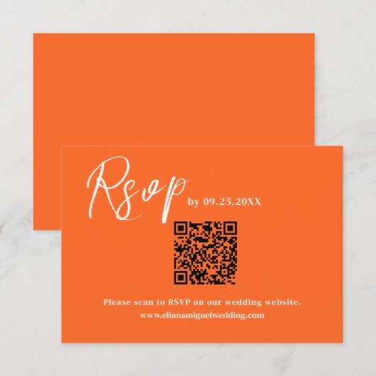 Moderne orangefarbene QR Code Response Card Hochze RSVP Karte (Vorne/Hinten)