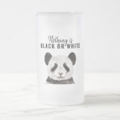 Moderne Panda schwarz und weiß mit Zitat Mattglas Bierglas (Mittel)