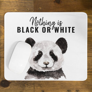 Moderne Panda schwarz und weiß mit Zitat Mousepad