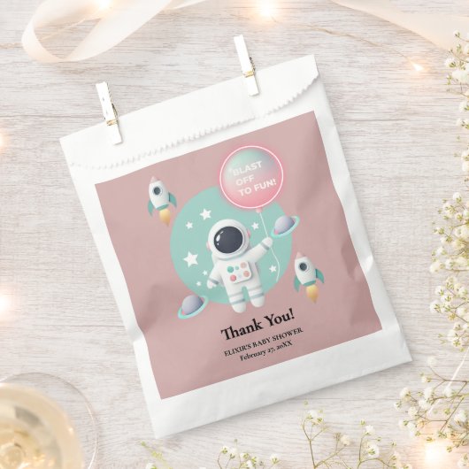 Moderne Pastel Space Explorer Kinderdusche Geschenktütchen (Ausgeschnitten)
