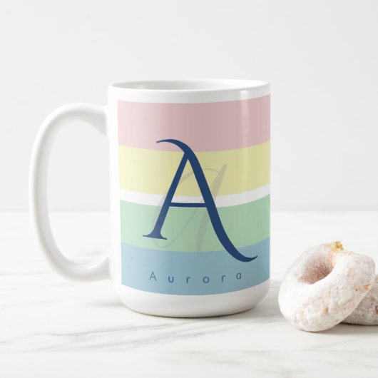 Moderne Pastellfarben-Blockinitiale & Benutzerdefi Kaffeetasse (Mit Donut)