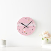Moderne Pastellpink-Tennismatte Runde Wanduhr (Zuhause)